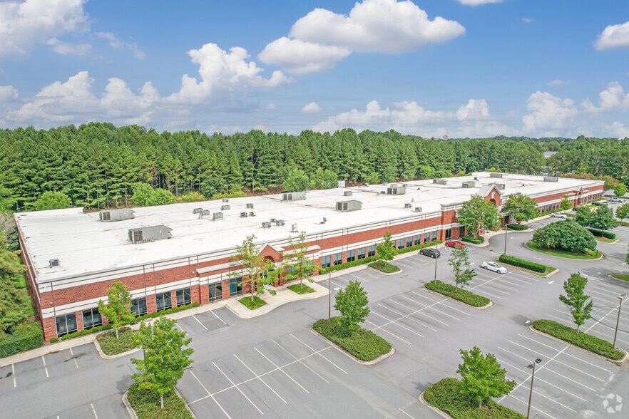More Photos Of 8711 University East Dr, Charlotte Office For Lease