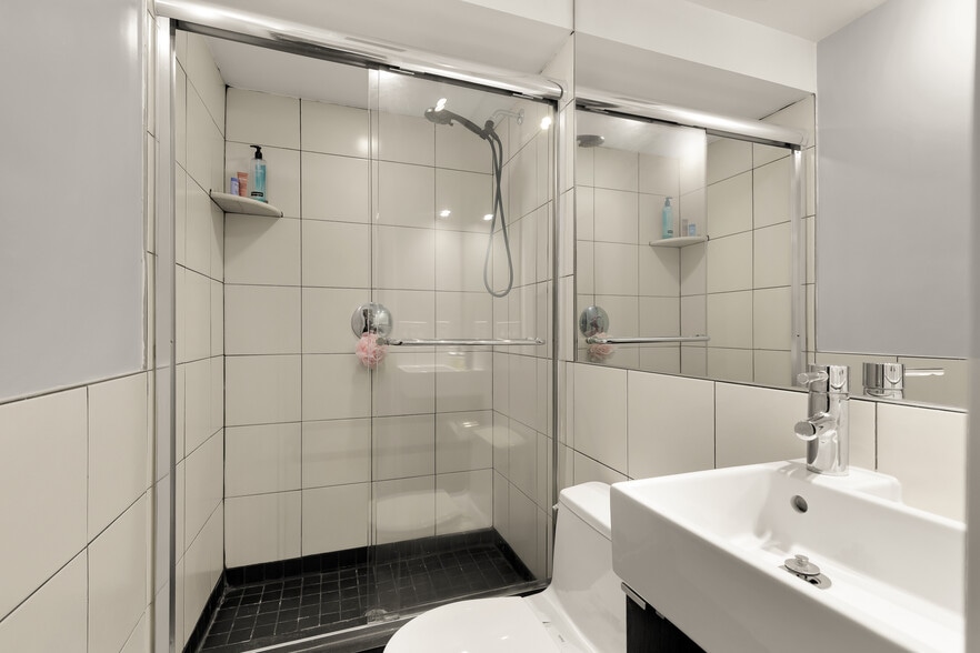 More Photos Of 1829 5th St NW, Washington Apartments For Sale