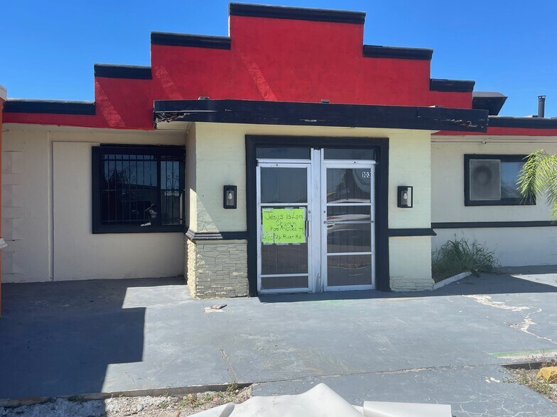 More Photos Of 100-109 Old Robstown Rd, Corpus Christi General Retail For Sale