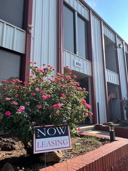 More Photos Of 800 NE 63rd St, Oklahoma City Loft Creative Space For Lease