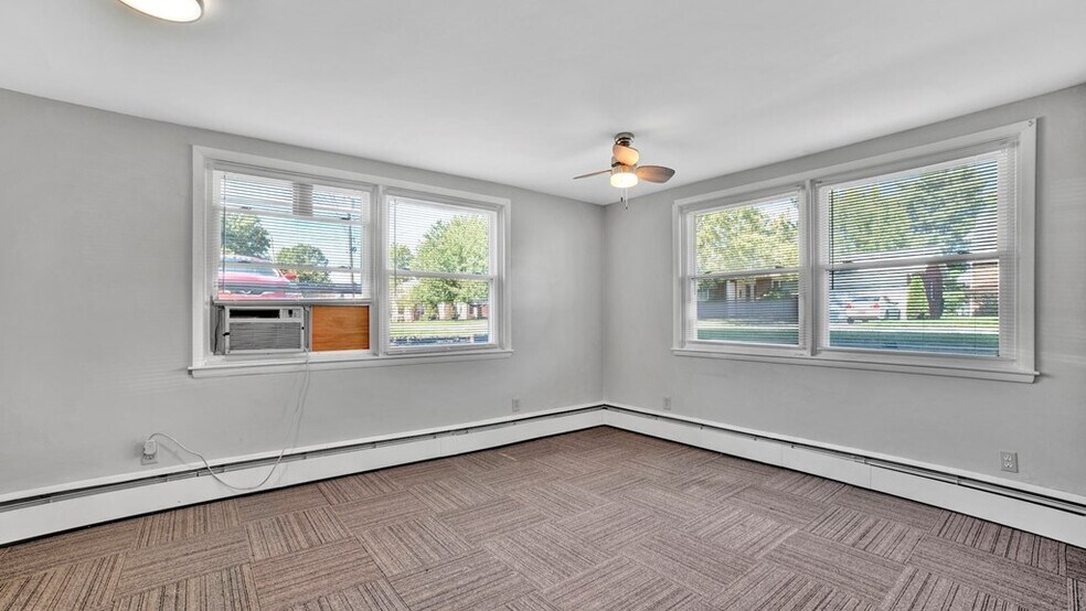 More Photos Of 607 Manchester Rd, Mansfield Apartments For Lease