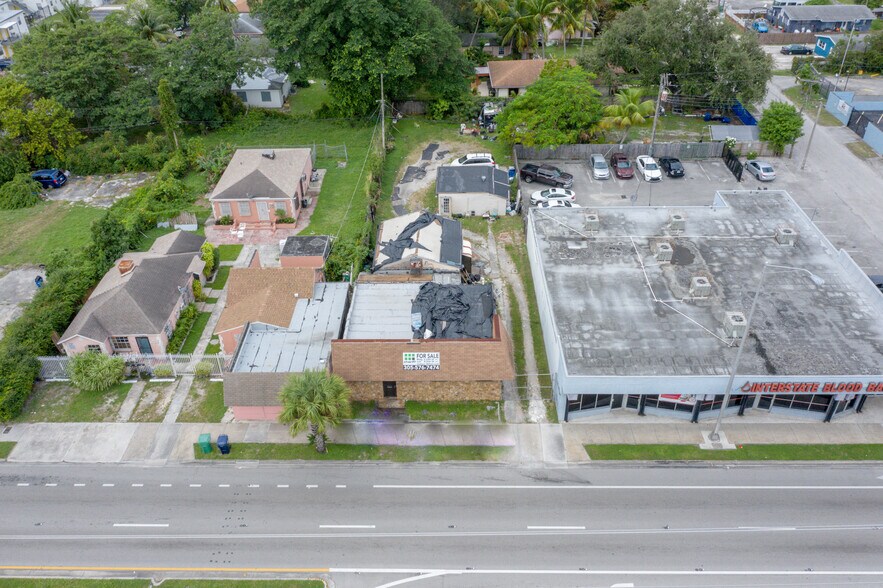 More Photos Of 10150 NW 7th Ave, Miami Office For Sale