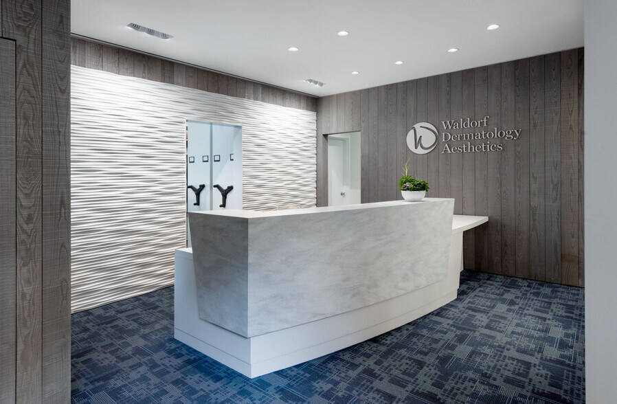 More Photos Of 57 N Middletown Rd, Nanuet Medical For Sale