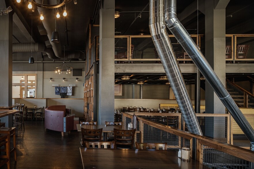 More Photos Of 201-205 Shoshone St N, Twin Falls Loft Creative Space For Sale