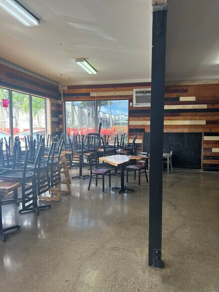 More Photos Of 46 Hoolai St, Kailua Freestanding For Lease