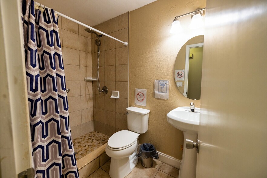More Photos Of 7128 Wrenwood Cir, Tampa Rehabilitation Center For Sale