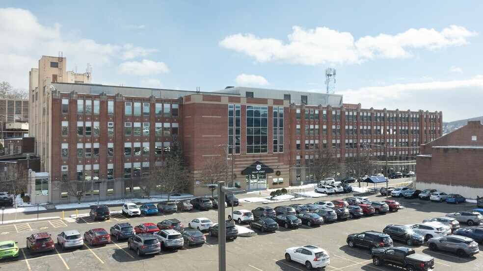 Primary Photo Of 32 Valley St, Bristol Office For Lease