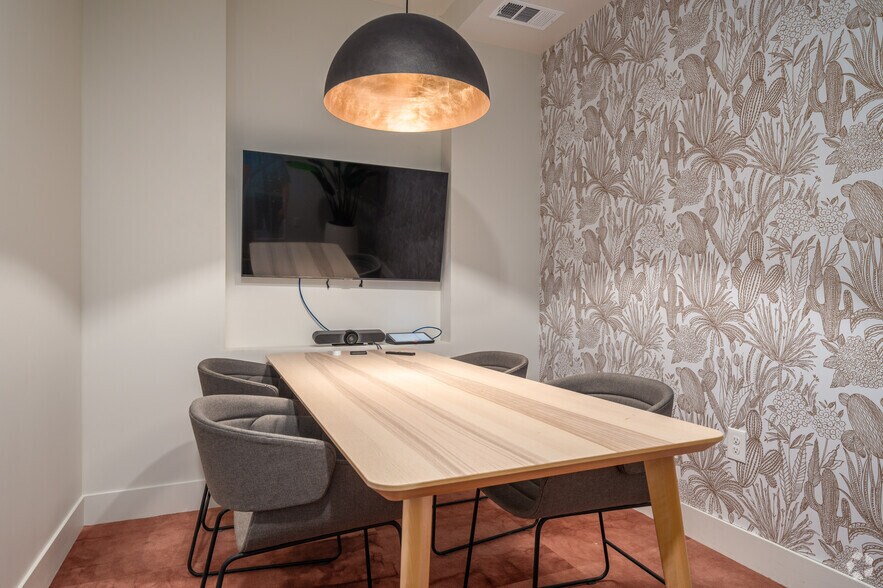 More Photos Of 701 Richmond Ave, Houston Apartments For Lease