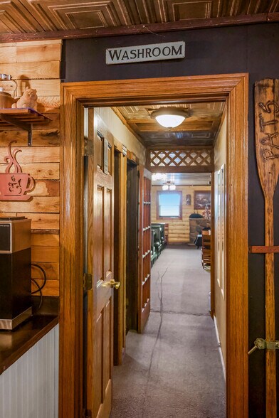 More Photos Of 24200 MO-45, Rushville Flex For Sale