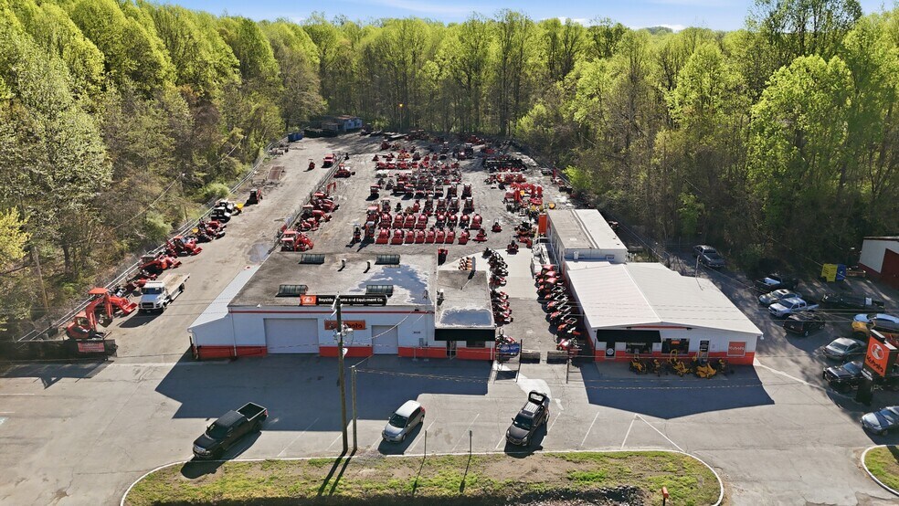 More Photos Of , Upper Marlboro General Retail For Sale