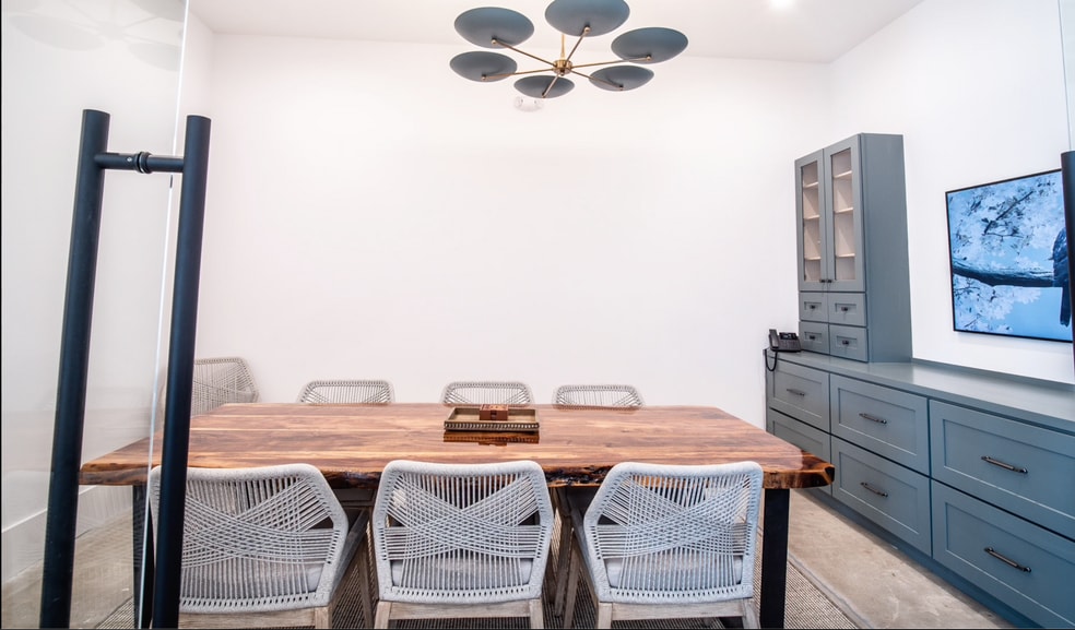 More Photos Of 1415 3rd St N, Jacksonville Beach General Retail For Sale