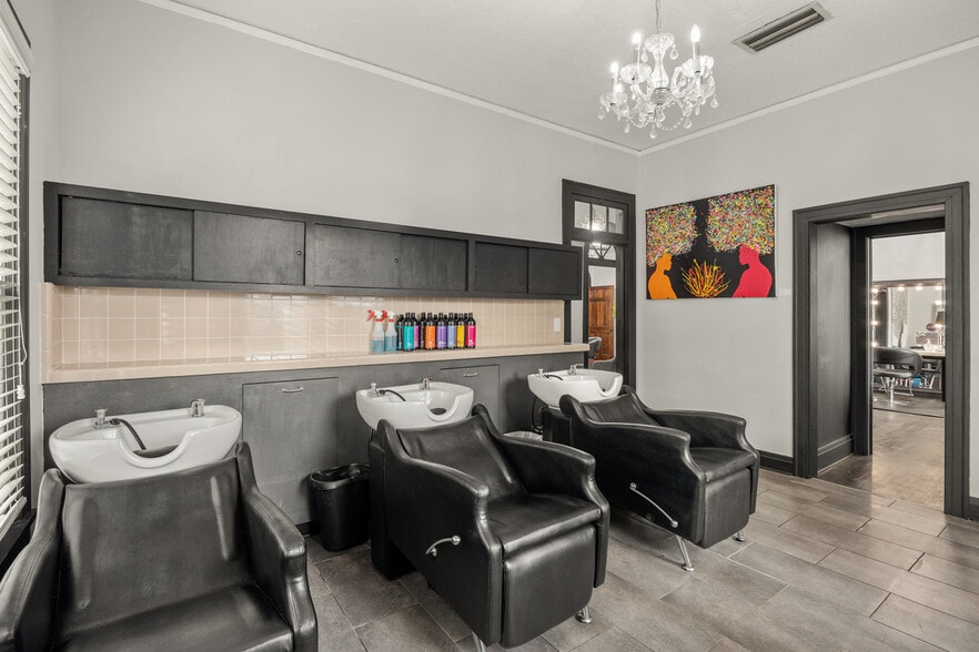 More Photos Of 919 N Monroe St, Tallahassee Freestanding For Lease