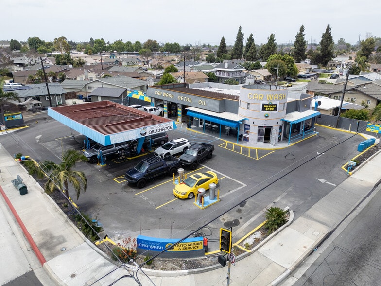 More Photos Of 21011 Pioneer Blvd, Lakewood Carwash For Sale