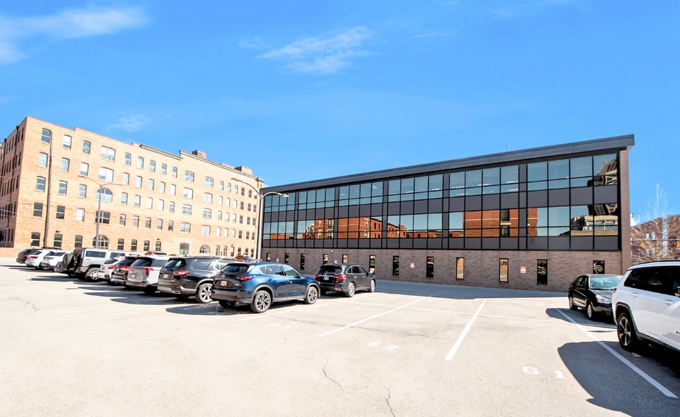 More Photos Of 150 E Mound St, Columbus Office For Lease