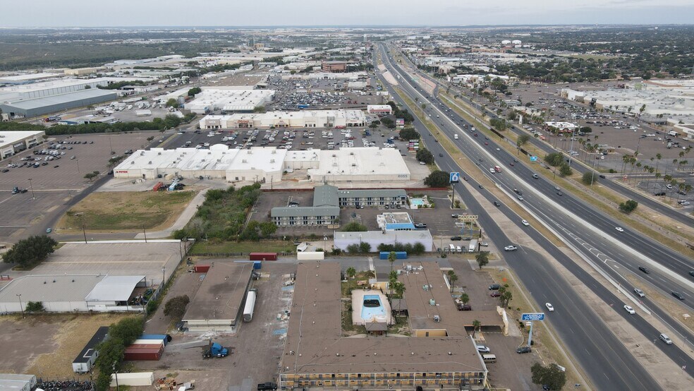 More Photos Of 5310 San Bernardo Ave, Laredo Hotel For Sale