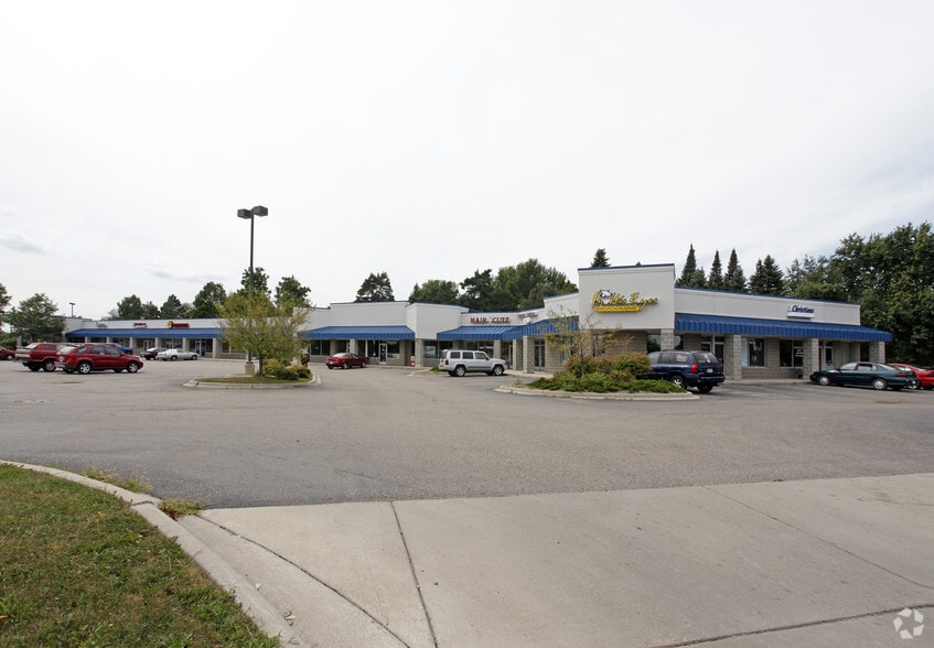 More Photos Of 5515 Davison Rd, Burton Unknown For Lease