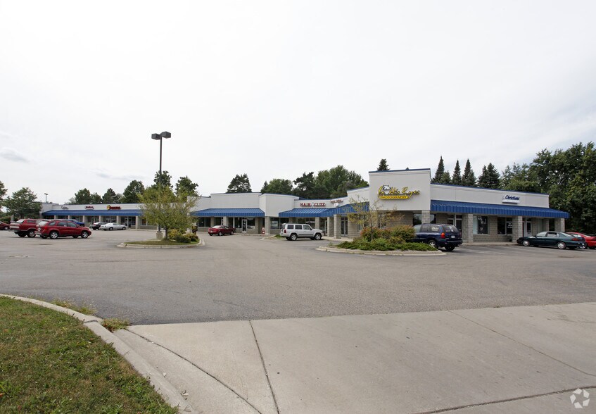 More Photos Of 5515 Davison Rd, Burton Unknown For Lease