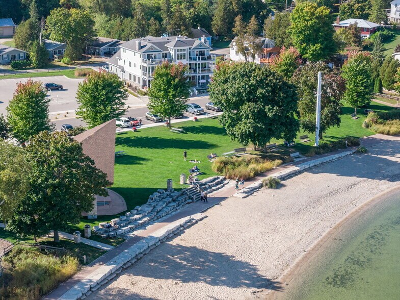 More Photos Of 2363 Mill Rd, Sister Bay Apartments For Sale