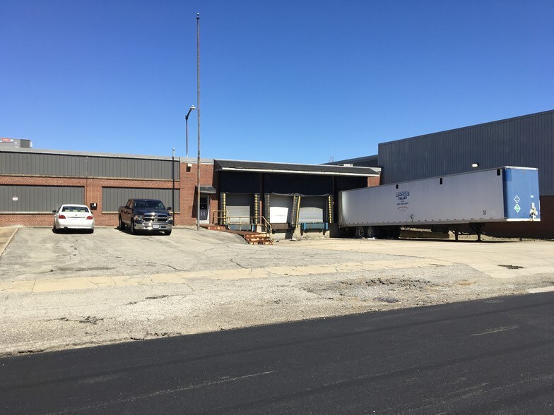 Primary Photo Of 1400 Front St, Warren Warehouse For Lease