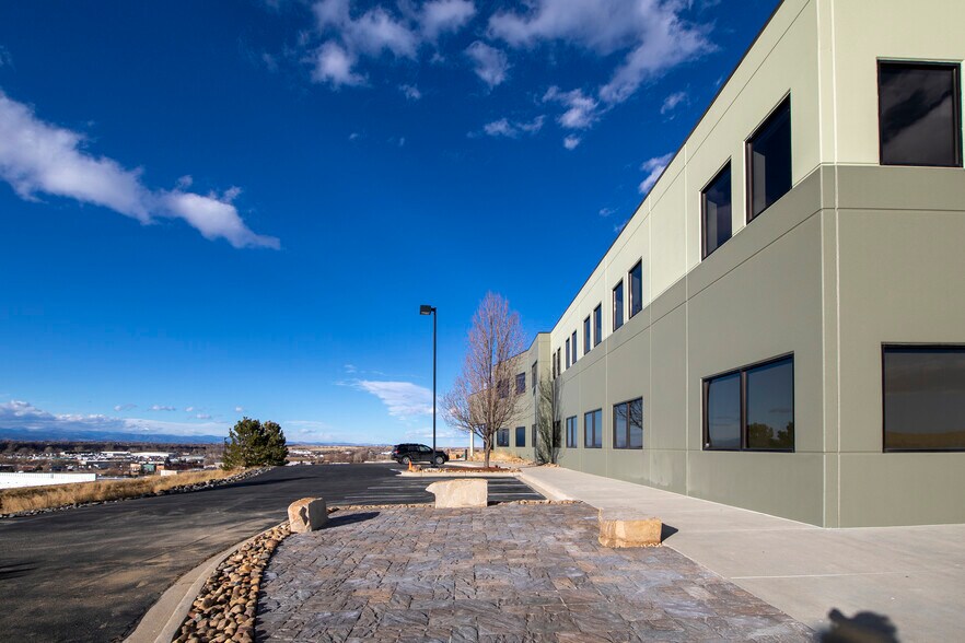 More Photos Of 1460 Overlook Dr, Lafayette Manufacturing For Lease