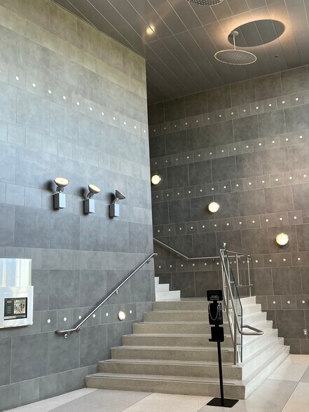 More Photos Of 1000 Oakbrook Dr, Ann Arbor Unknown For Lease