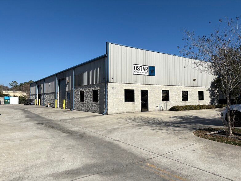 Primary Photo Of 3818 Caboose Pl, Sanford Warehouse For Lease