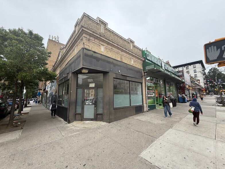 More Photos Of 1221 Saint Nicholas Ave, New York Storefront For Lease