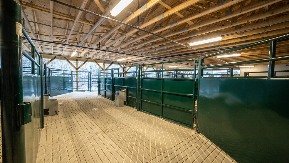 More Photos Of 4808 Kanawha Blvd E, Charleston Industrial For Sale