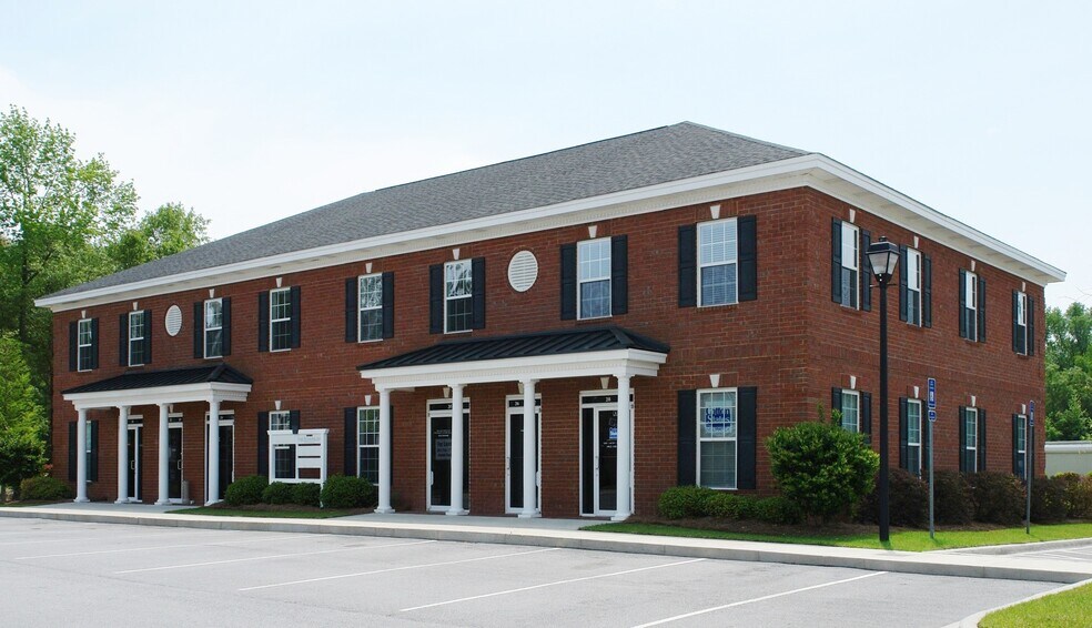 More Photos Of 138 Canal St, Pooler Medical For Lease