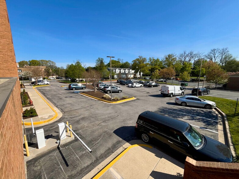 More Photos Of 120 Sister Pierre Dr, Towson Medical For Lease