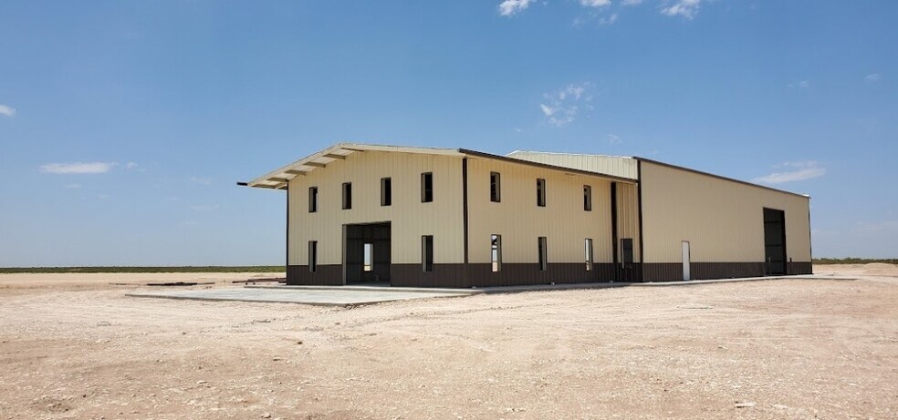 More Photos Of 16571 W Basin S, Odessa Warehouse For Sale