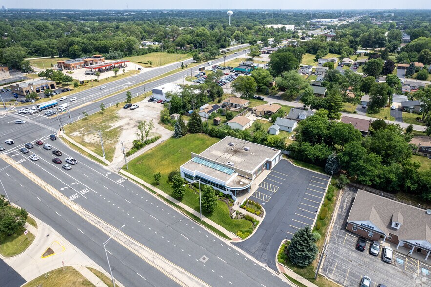 More Photos Of 1159 N Main St, Glendale Heights Office For Sale