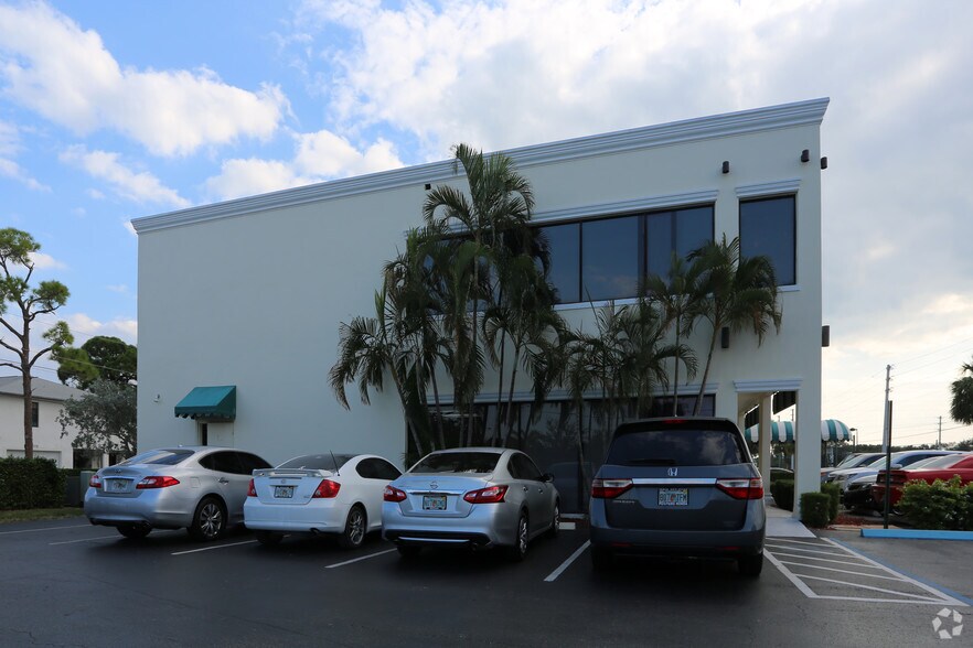 More Photos Of 175 Toney Penna Dr, Jupiter Medical For Lease