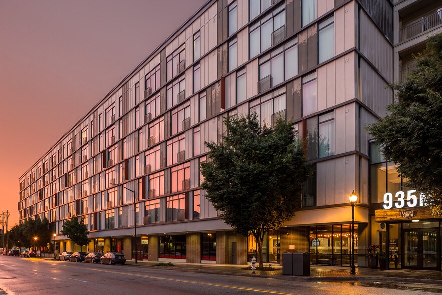 More Photos Of 935 Marietta St NW, Atlanta Apartments For Lease