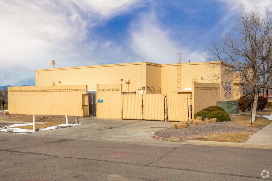 More Photos Of 8555 S Quebec St, Highlands Ranch Restaurant For Sale