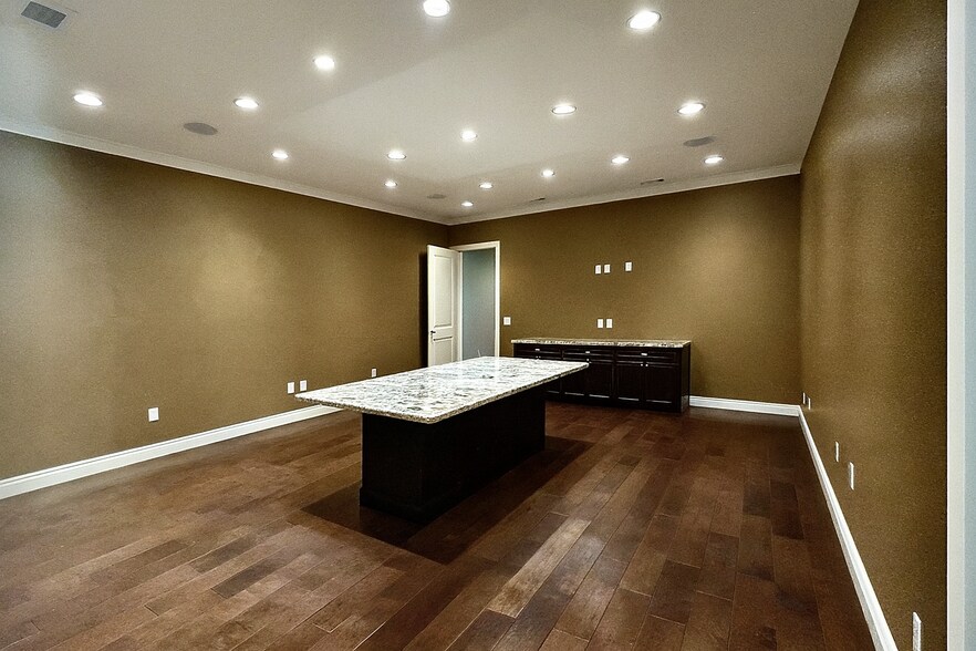 More Photos Of 21555 Provincial Blvd, Katy Office For Lease