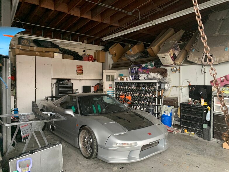 More Photos Of 846 W Front St, Covina Auto Repair For Sale
