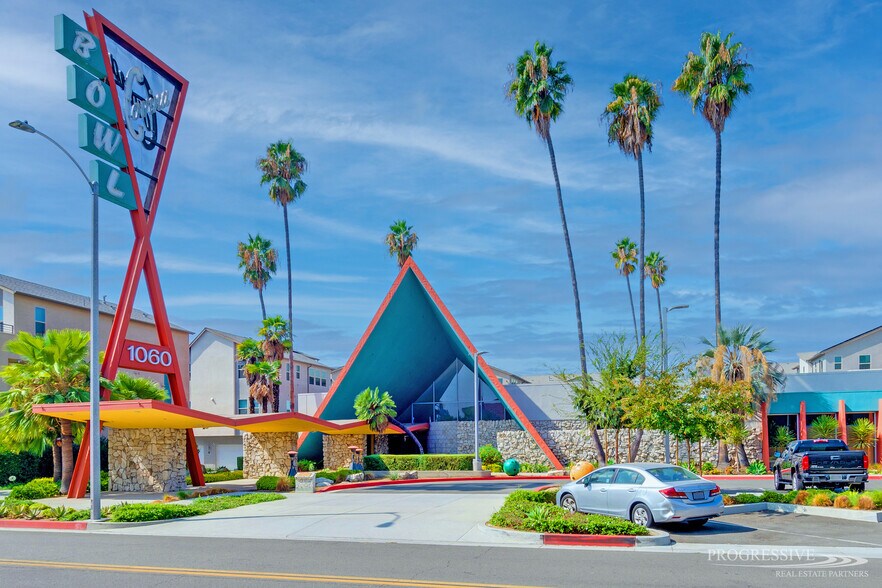 More Photos Of 1060 W San Bernardino Rd, Covina Storefront Retail Office For Sale