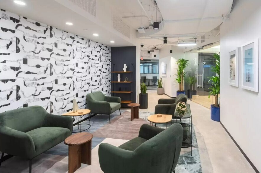 More Photos Of 650 Massachusetts Ave NW, Washington Coworking Space