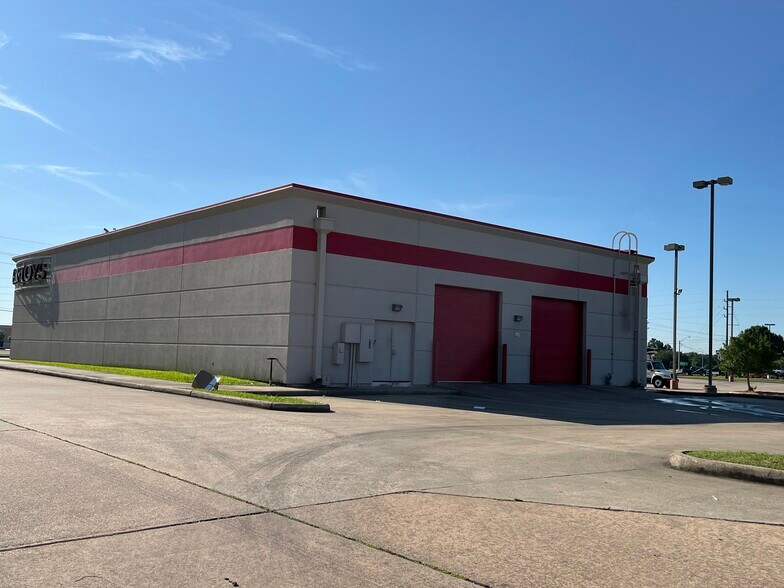 More Photos Of 2650 Highway 6 S, Houston Freestanding For Lease