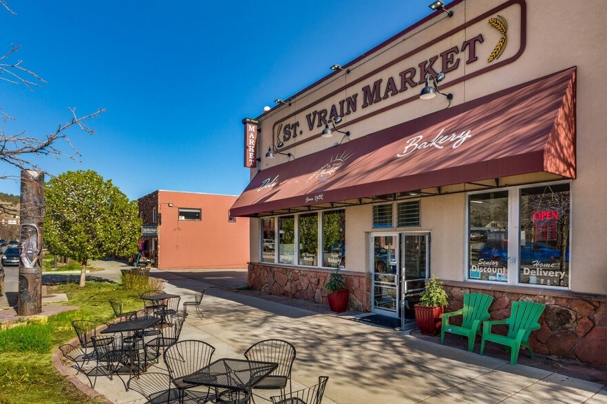 More Photos Of 454 Main St, Lyons Freestanding For Sale