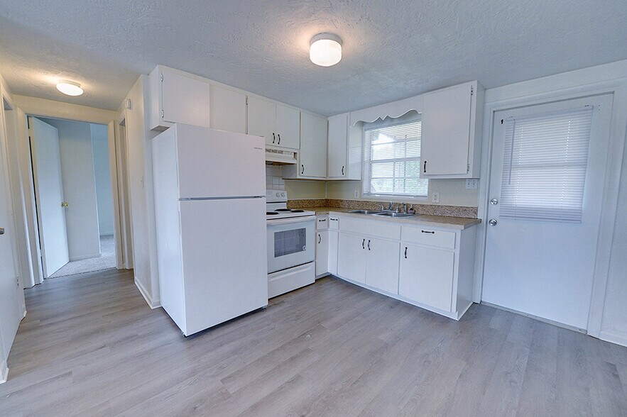 More Photos Of 1154 NE 1st St, Crystal River Apartments For Sale