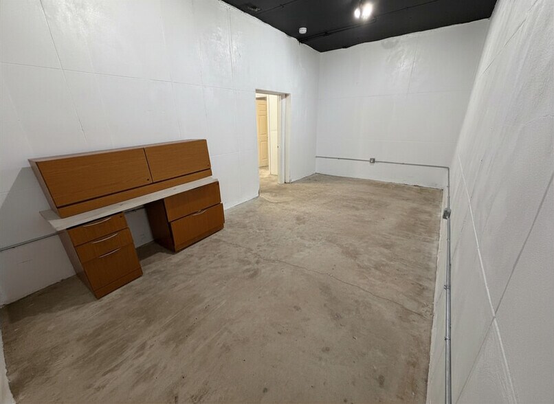 More Photos Of , Richmond Unknown For Sale