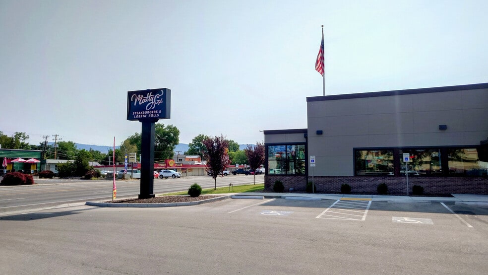 More Photos Of 6565 W Fairview Ave, Boise Restaurant For Lease