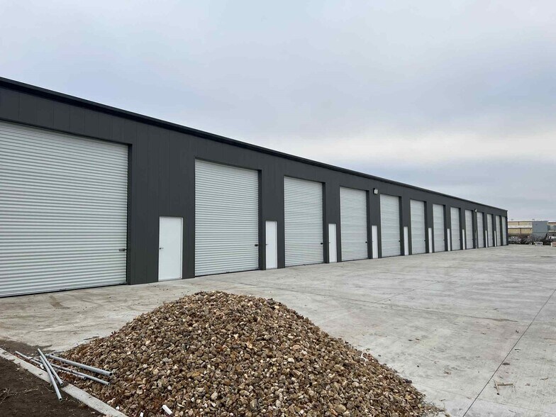 Primary Photo Of 5320 Salt Bank Rd, Lincoln Warehouse For Lease