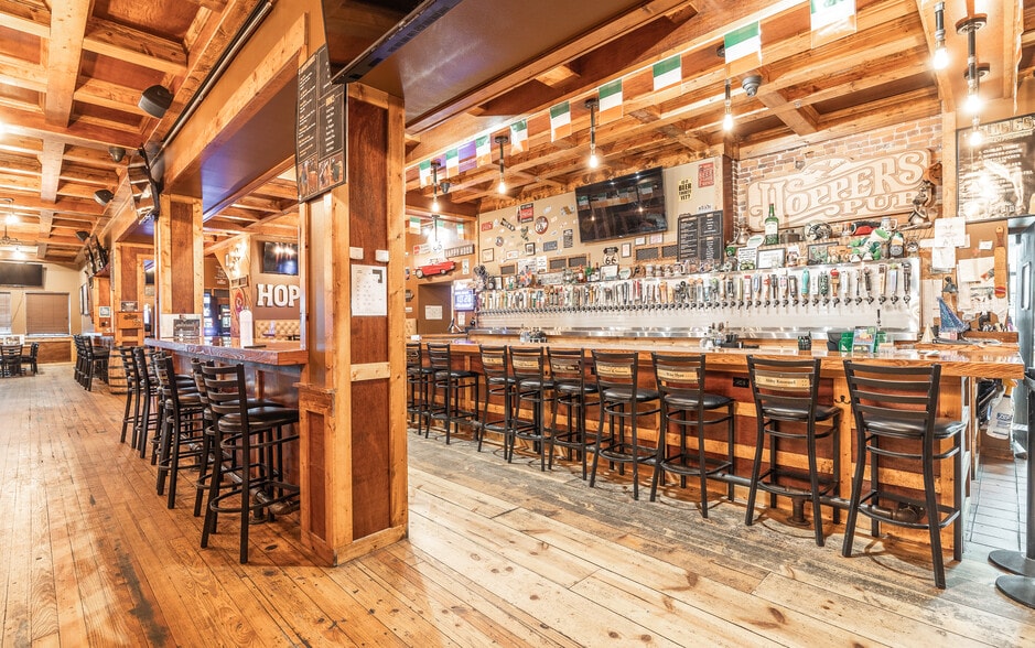 More Photos Of 717 N Pine St, Rolla Restaurant For Sale