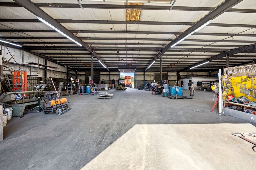 More Photos Of 150 Piney Grove Church Rd, Siler City Industrial For Lease