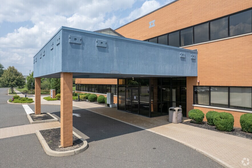 More Photos Of 300 Princeton Hightstown Rd, East Windsor Unknown For Lease