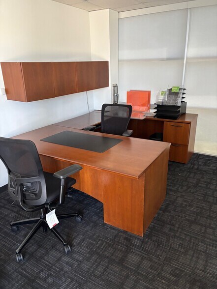 More Photos Of 1433 Opelika Rd, Auburn Bank For Lease