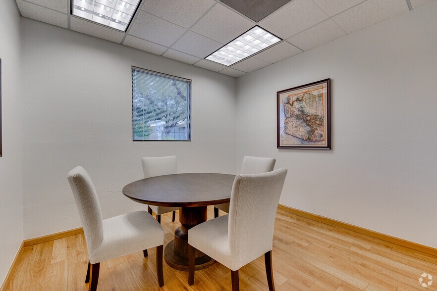 More Photos Of 7518 E Elbow Bend Rd, Carefree Office For Sale